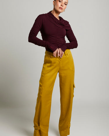 Side Slit Cargo Pants with Chain in Pink Stretch Double